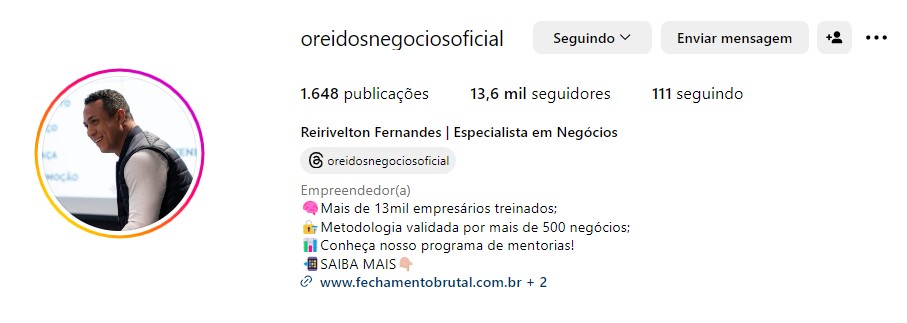 7 dicas para criar uma bio para Instagram irresistível e cheia de personalidade! 1 Palavras-chave na bio